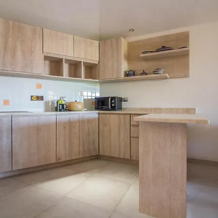 Apartment Guesthost - Il Poggio Nest With Garden And Parking *
